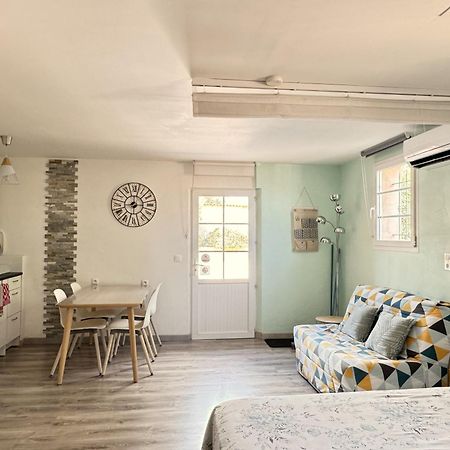 2 Hebergements - 10 Couchages - Parking, Piscine, Jacuzzi - Convivialite Roquebrune-sur-Argens Exterior photo